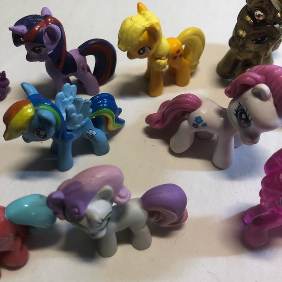 Lot If 12 My Little Pony Mini Figures 2” Rainbow Dash Sweetie Belle Apple Jack - Picture 10 of 11